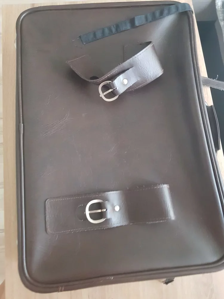 Starý koženkový kufr, TOP STAV ,včetně kličů