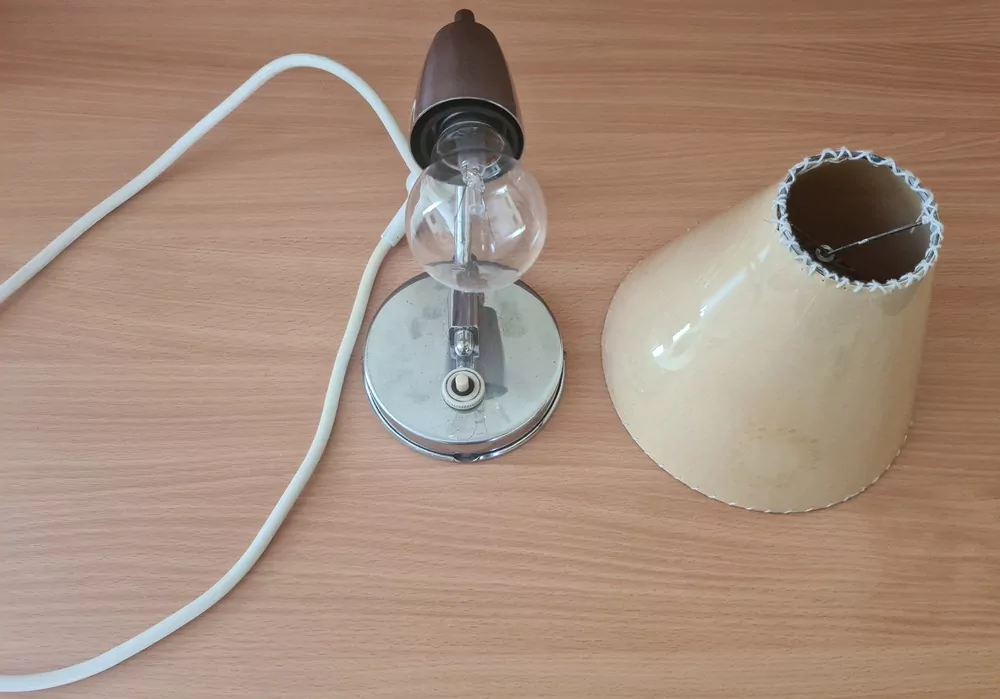 Retro lampa, lampička na zeď, Zukov 