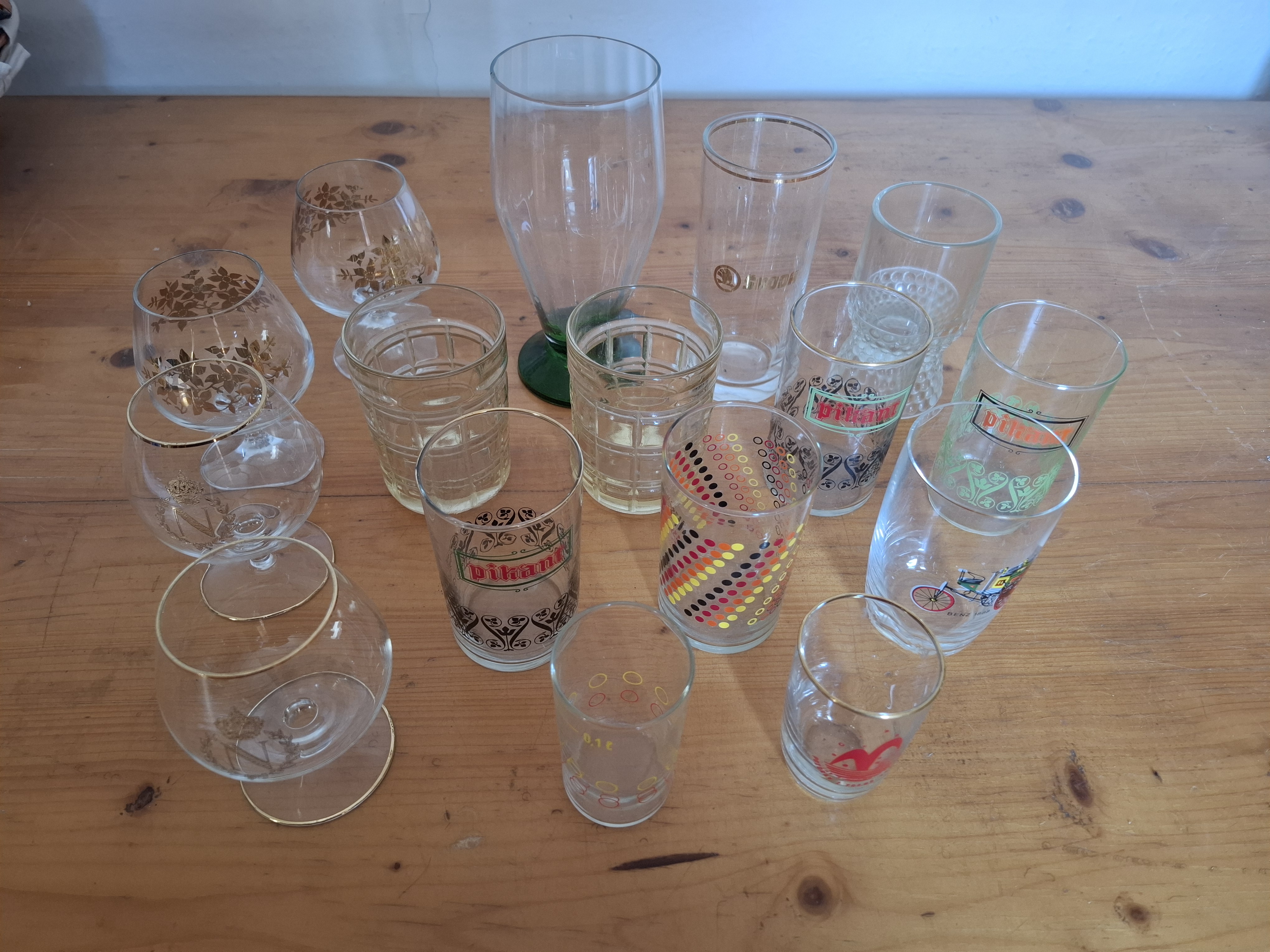 Retro sklo, sklenice, 16ks