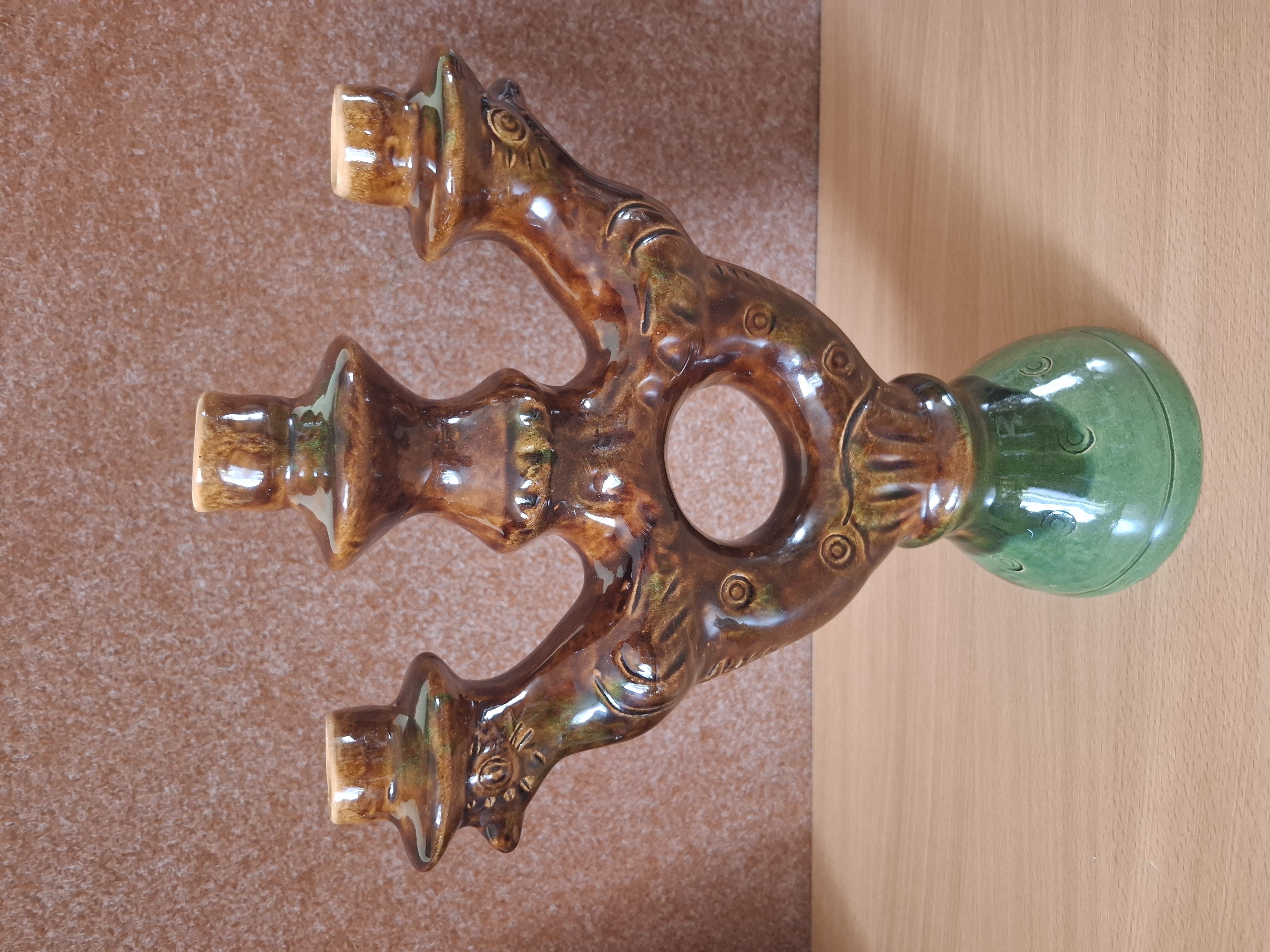 Vysoký keramický svícen na tři svíčky 