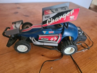 Retro auto, autíčko, formule Remote