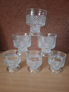 Retro misky na puding, Sklo Union Libochovice, cena za vše, výška 9,5cm