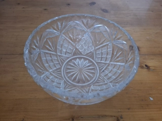 Broušená mísa, průměr 20cm, výška 9,5cm