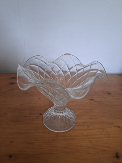 Krásná velká mísa na ovoce, výška 18cm, průměr 20cm 