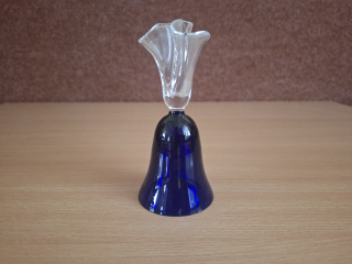Modrý zvoneček, zvonek, výška 13cm, sklo