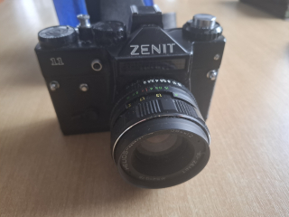 Fotoaparát Zenit II, výborný stav, USSR 
