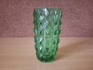 Autorská váza, J. Zejmon, sklo Union 