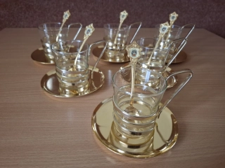 Retro sklenice Simax v kovovém stojánku s podšálkem a lžičkou, cena za vše 