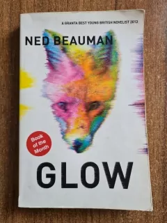 N. Beauman, Glow, v angličtině 