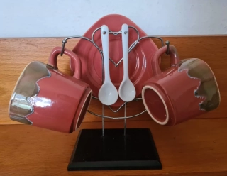 Přátelská sada pro dva, 2x hrníček, podšálek, lžička, porcelán, cena za vše 